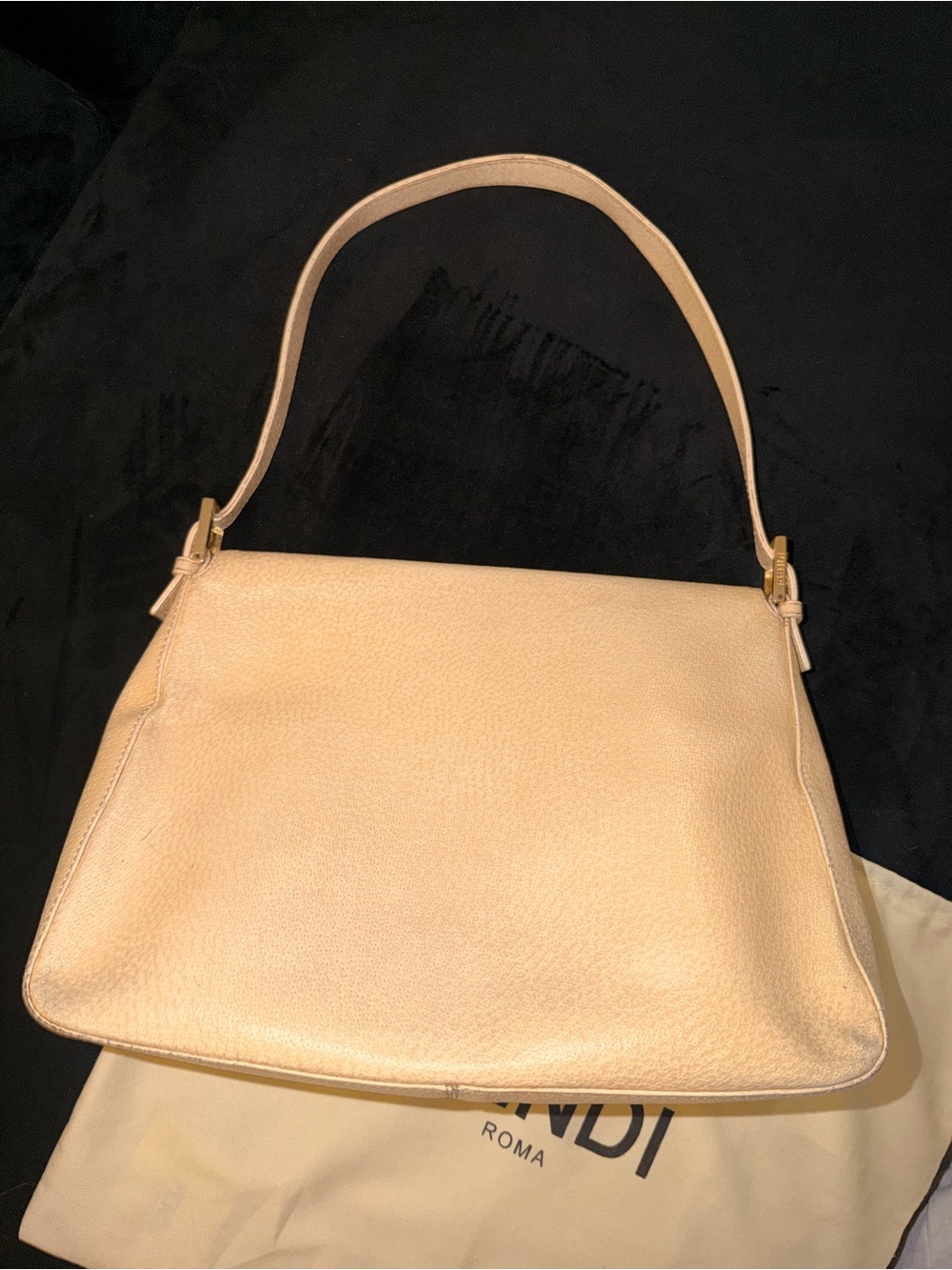 AUTHENTIC RARE FENDI CALFSKIN MAMMA FOREVER BAGUETTE CREAM - Picture 3 of 17